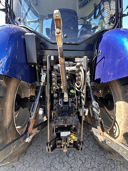 New Holland T 6.145 AC 6 of 9