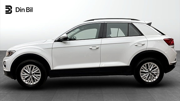 Volkswagen T-Roc 2 of 12