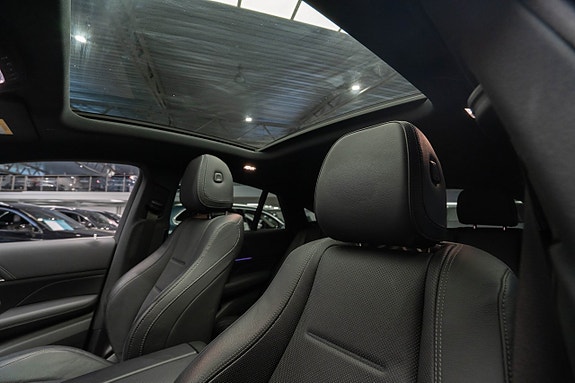 Mercedes-Benz GLE350 de 13 of 26