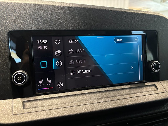 Volkswagen Caddy Maxi 16 of 18
