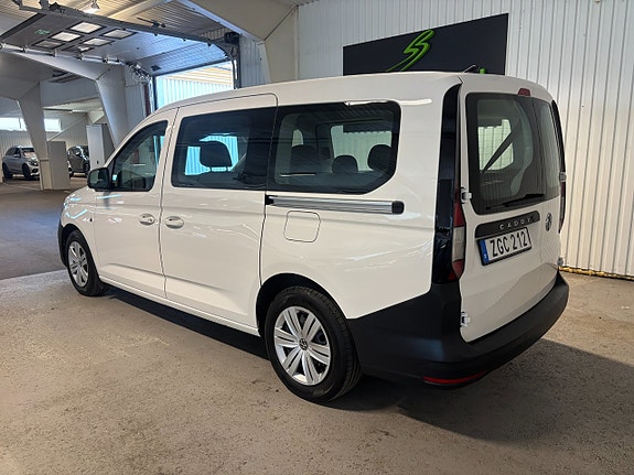 Volkswagen Caddy Maxi 3 of 5