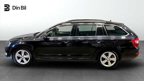 Skoda Octavia 2 of 5