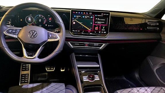 Volkswagen Tiguan 11 of 16