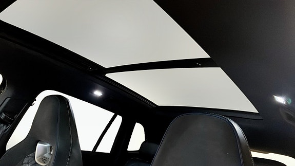 Volkswagen Tiguan 9 of 16
