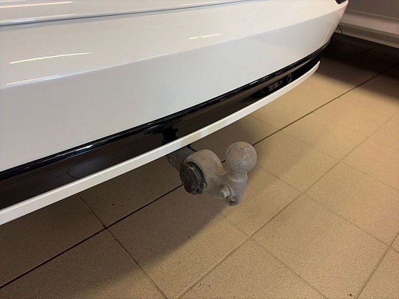 Volvo XC90 10 of 15