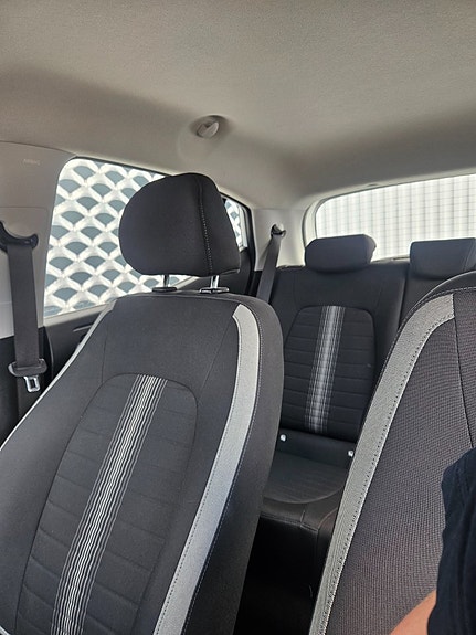 Hyundai i10 16 of 19