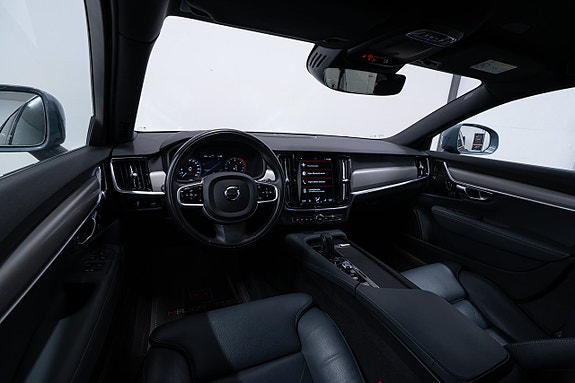 Volvo V90 Cross Country 16 of 27
