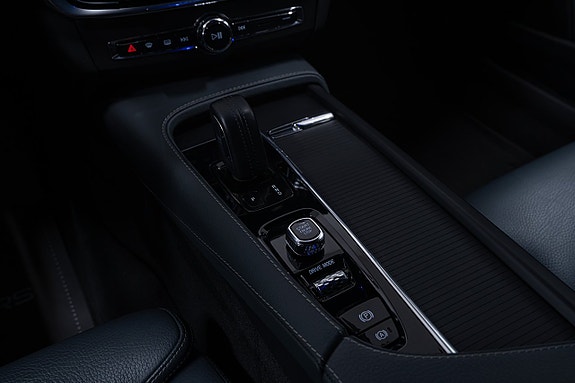 Volvo V90 Cross Country 20 of 27