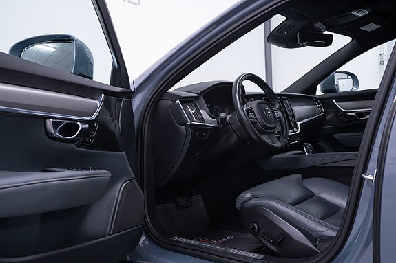 Volvo V90 Cross Country 9 of 27