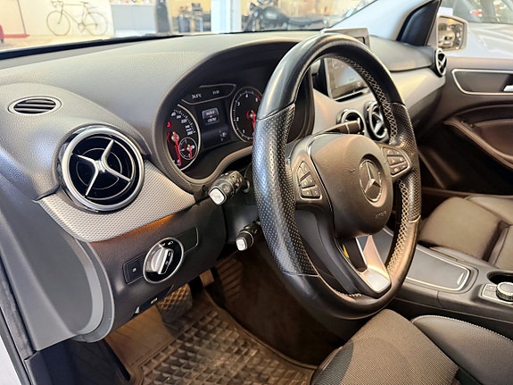 Mercedes-Benz B180 d 17 of 21