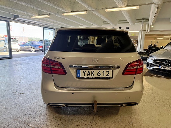 Mercedes-Benz B180 d 8 of 21