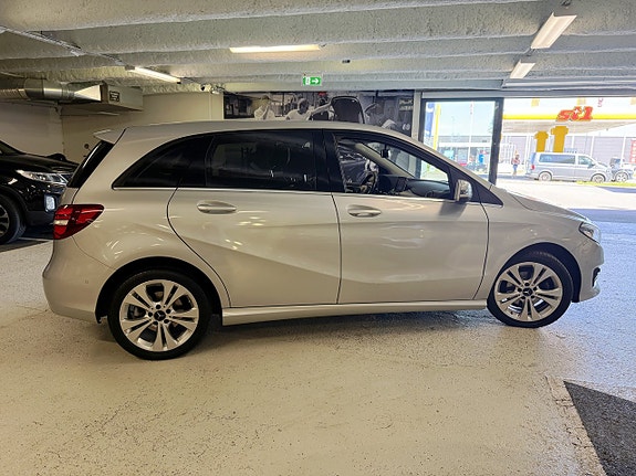 Mercedes-Benz B180 d 6 of 21