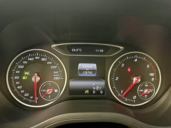 Mercedes-Benz B180 d 14 of 21