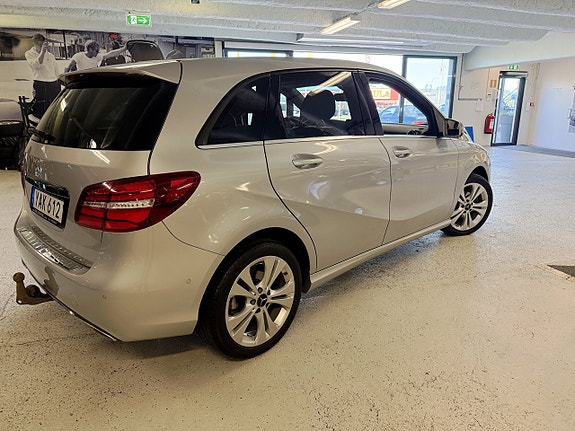 Mercedes-Benz B180 d 4 of 21