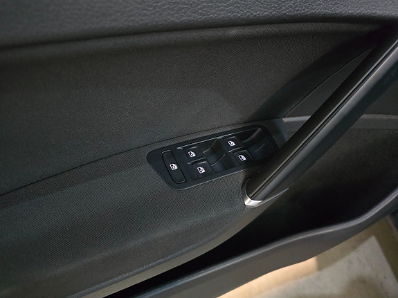 Volkswagen Golf I 13 of 22
