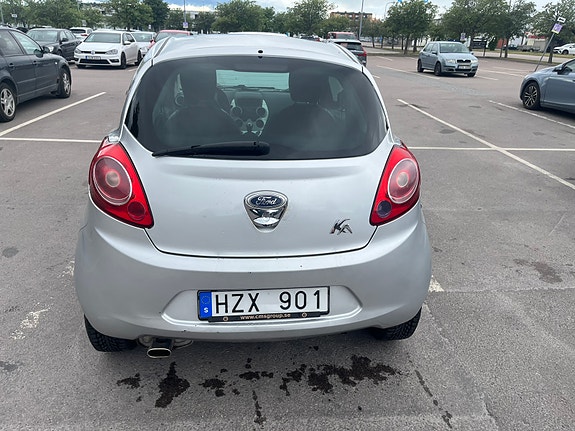 Ford Ka 2 of 5