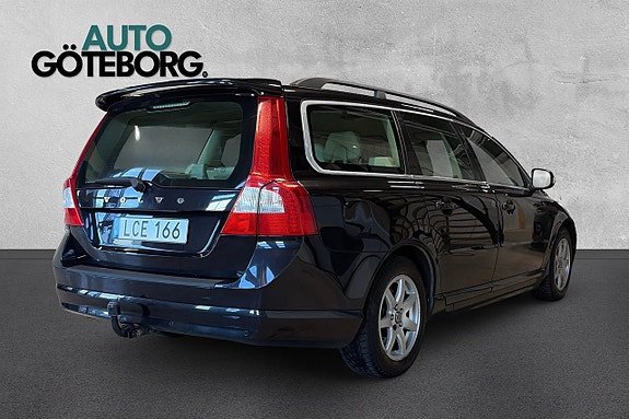 Volvo V70 6 of 17