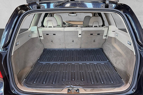 Volvo V70 17 of 17