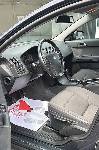 Volvo V50 6 of 6