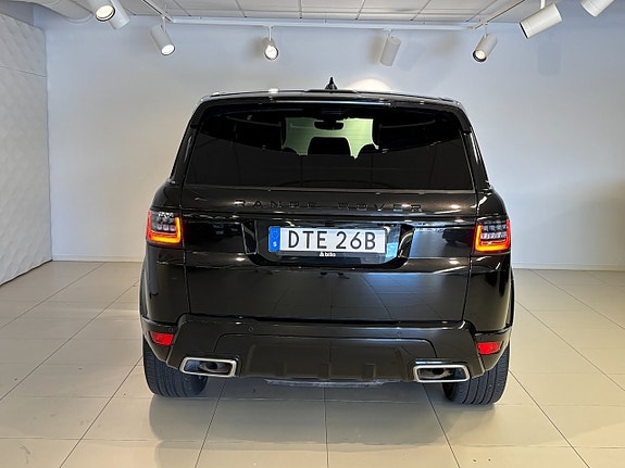 Land Rover Range Rover Sport 4 of 5