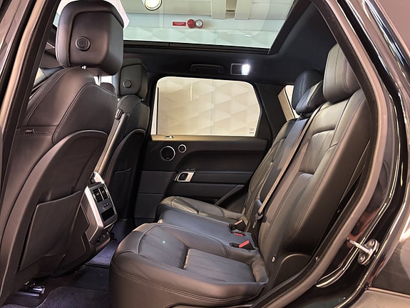 Land Rover Range Rover Sport 7 of 8
