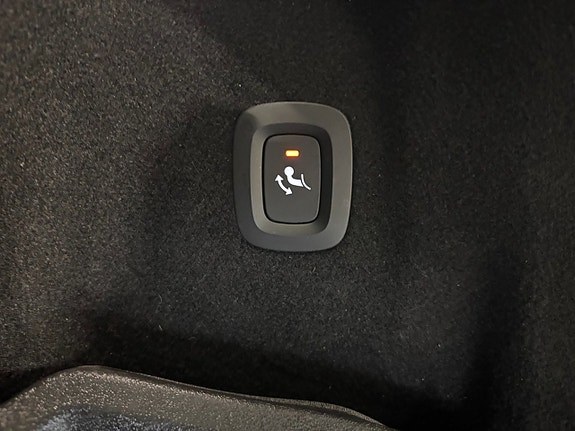 Volvo XC60 14 of 15
