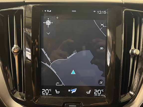 Volvo XC60 10 of 15