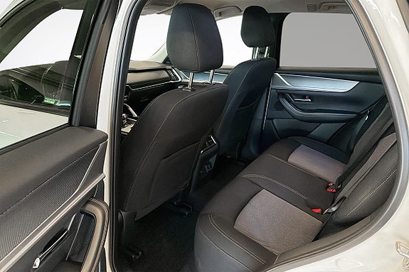 Mazda CX-60 7 of 17