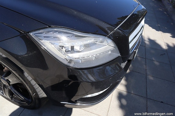Mercedes-Benz CLS350 17 of 23
