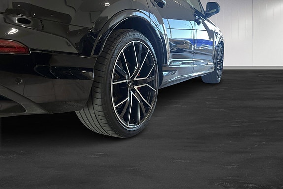 Audi Q7 5 of 5