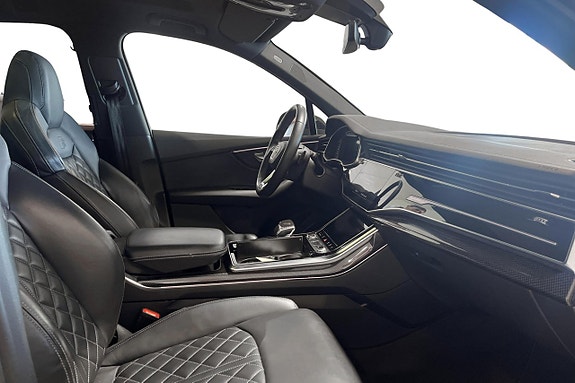 Audi Q7 9 of 11