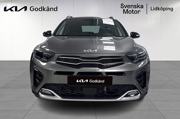 Kia Stonic 2 of 18