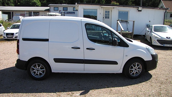 Peugeot Partner 2 of 5