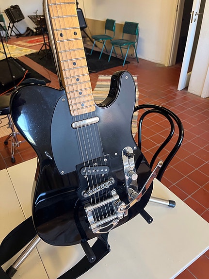 Squier Telecaster elgitarr svart. Made in Japan