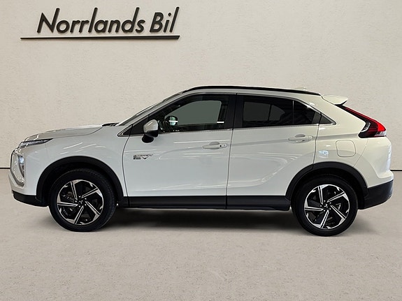 Mitsubishi Eclipse Cross 2 of 10