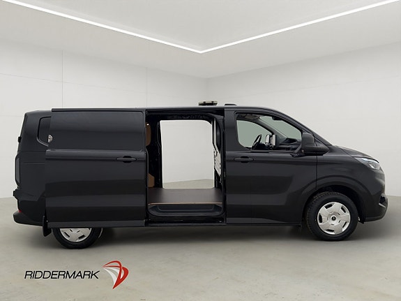 Ford Transit Custom 10 of 30