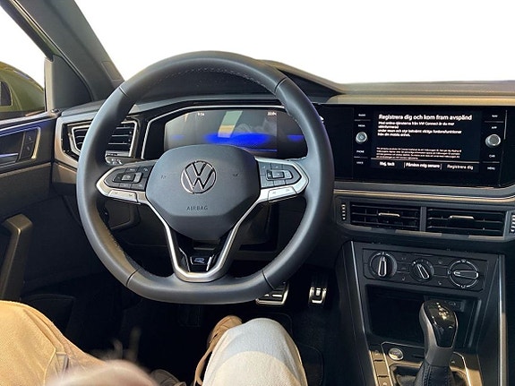 Volkswagen Taigo 10 of 12