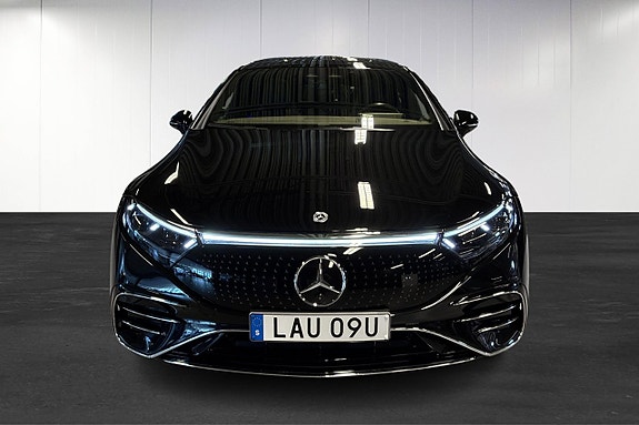 Mercedes-Benz EQS450 5 of 5