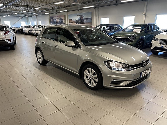 Volkswagen Golf VII 5 of 14