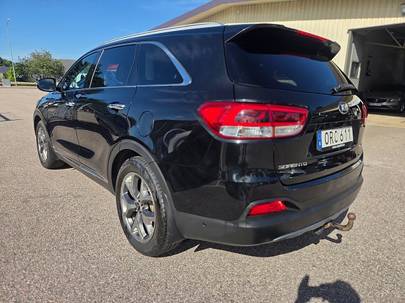 Kia Sorento 4 of 5