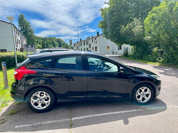 Ford Focus 2 of 5