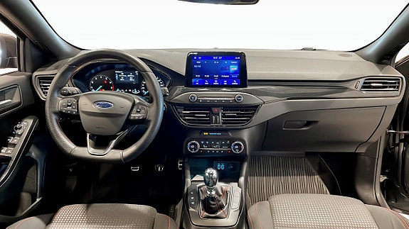Ford Focus 4 of 5