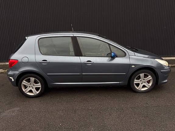 Peugeot 307 4 of 10