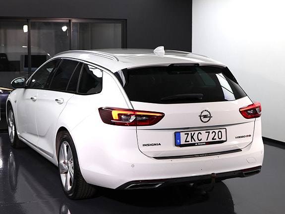 Opel Insignia 11 of 30