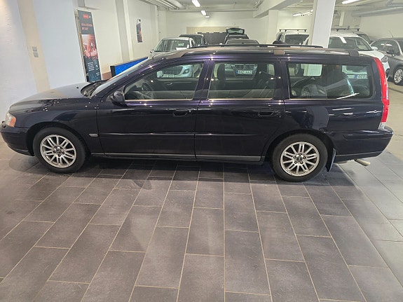 Volvo V70 5 of 5