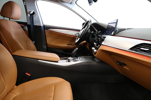 BMW 530e 8 of 30