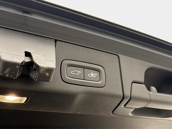 Volvo XC60 22 of 30
