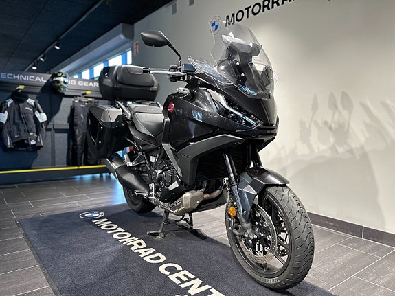 Honda NT1100D / 3,45% Ränta / 3st väskor / Automat / Endast 480 mil 3 of 5