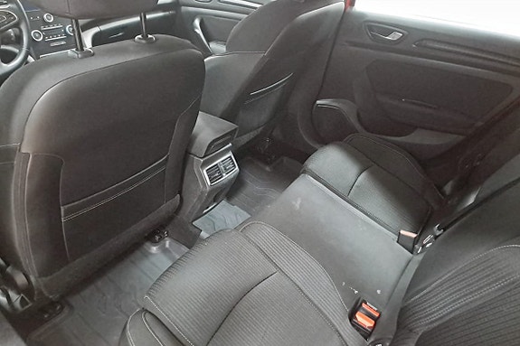 Renault Megane 8 of 9