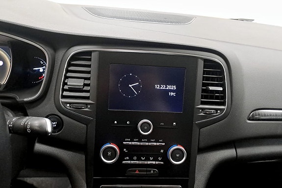 Renault Megane 6 of 9